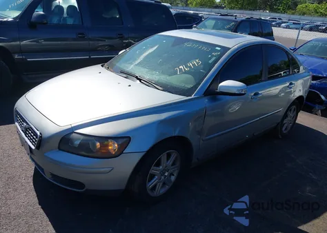 2007 Volvo S40 2.4I from USA, damaged, VIN YV1MS382172296495